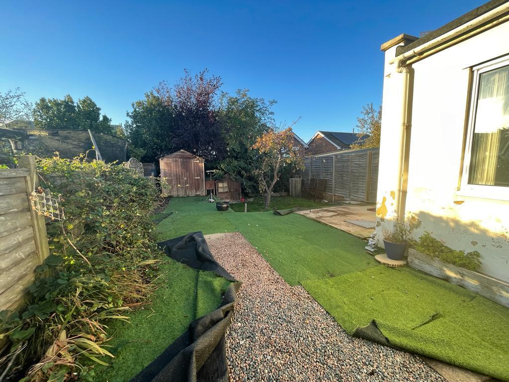 Brewer Road, Cliffe Woods, Rochester 4 bed semidetached house to rent