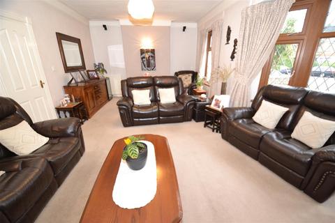 54 Windermere Road, Bradford, BD7 4RH