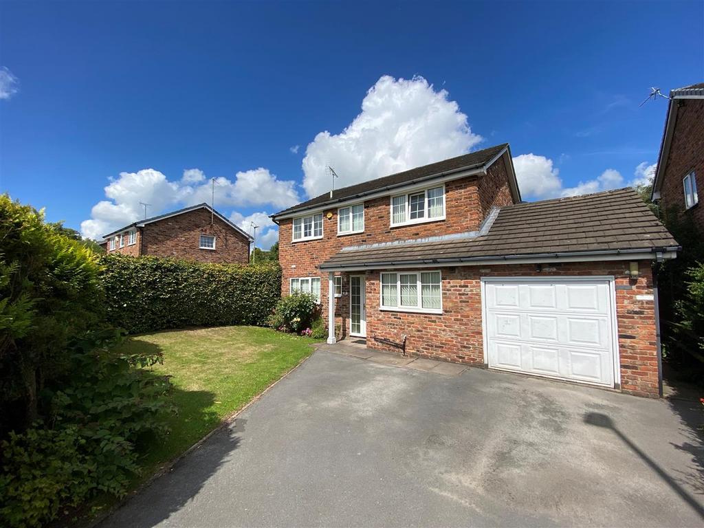 Victoria Road, Macclesfield 4 bed detached house £425,000