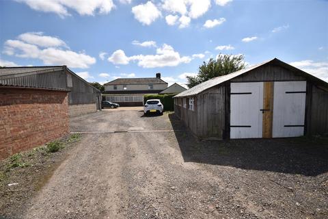 4 bedroom detached house for sale, Burton Road, Heckington, Sleaford