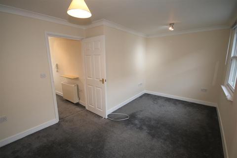 2 bedroom flat to rent - The Spires, Canterbury