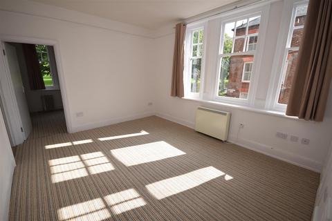 1 bedroom apartment to rent, St Georges Avenue, NN2