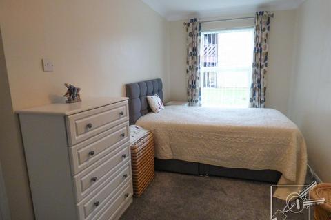 1 bedroom retirement property for sale, St. James Oaks, Trafalgar Road, Gravesend