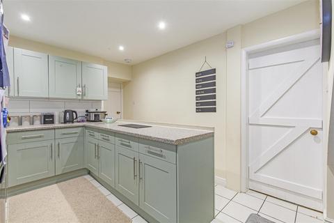 Greenlands Ashford Road, Bakewell, DE45 1GL
