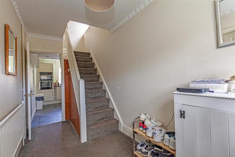 15 Calton View, Bakewell, DE45 1FN