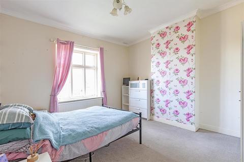 15 Calton View, Bakewell, DE45 1FN