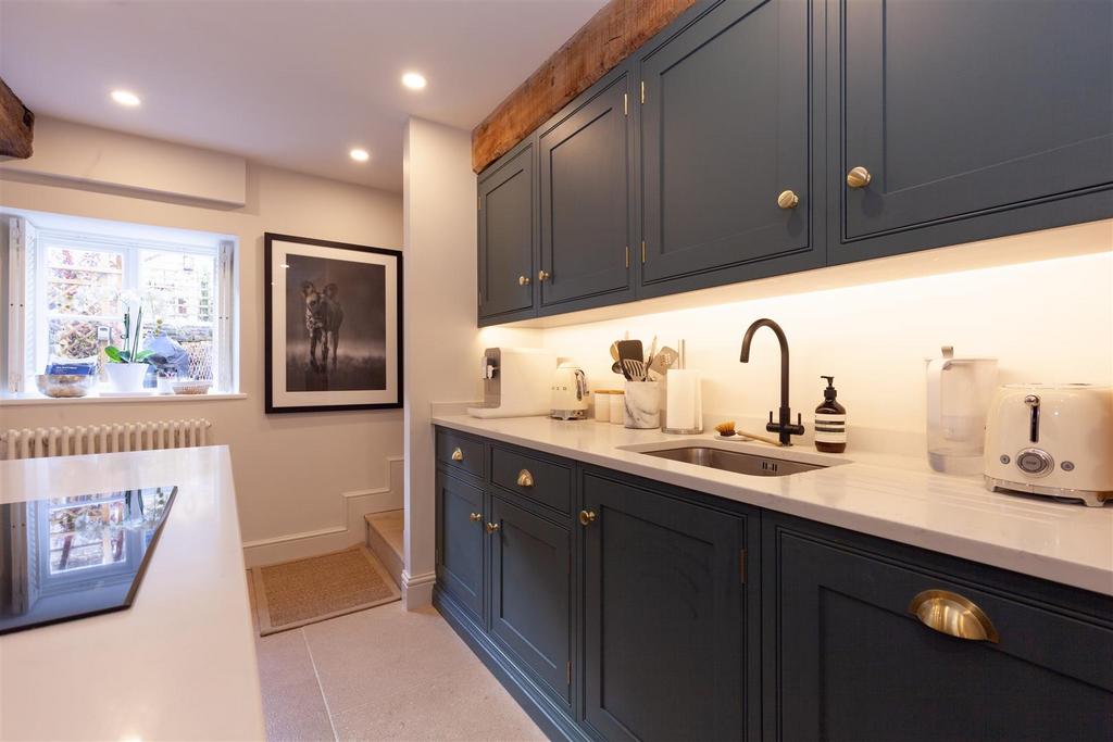 Kitchen - Dining Room 5.jpg