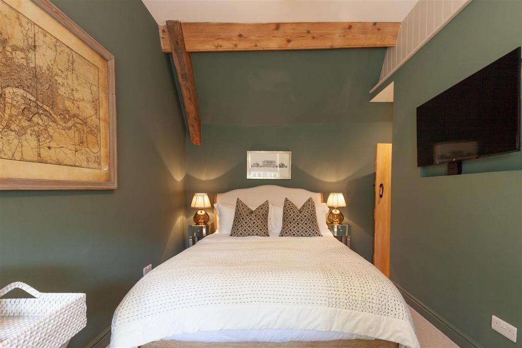 Bedroom 3 3.jpg