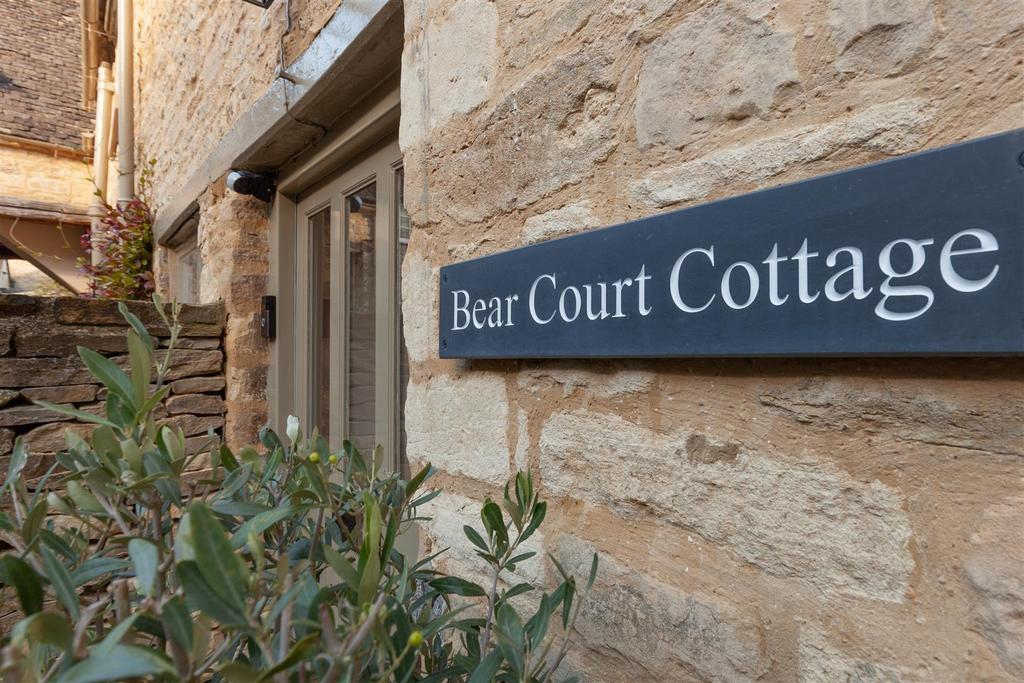 Bear Court Cottage - Name Plaque.jpg