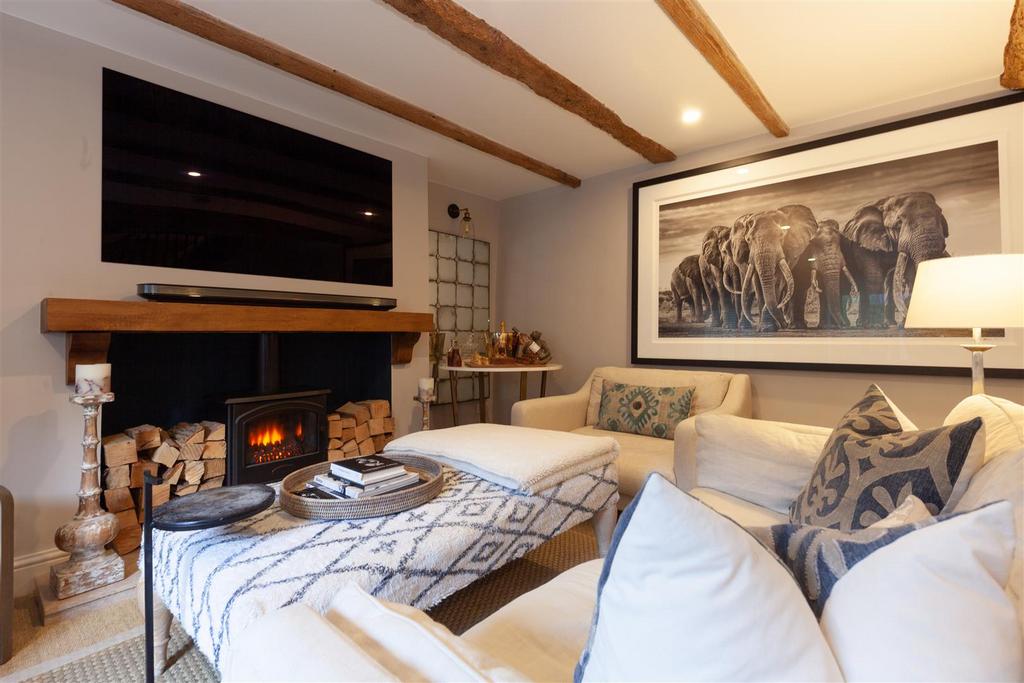 Sitting Room 4.jpg