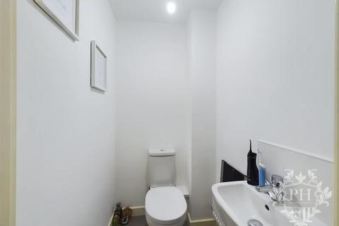 28 Burdon Avenue, Hemlington, Middlesbrough, TS8 9GS