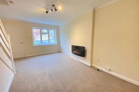 2 bedroom semi-detached house to rent - Prestbury Close, Derby DE21