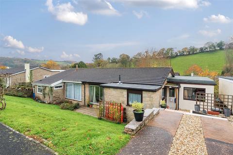 12 Bourchier Close, Bampton, Tiverton, EX16 9AG