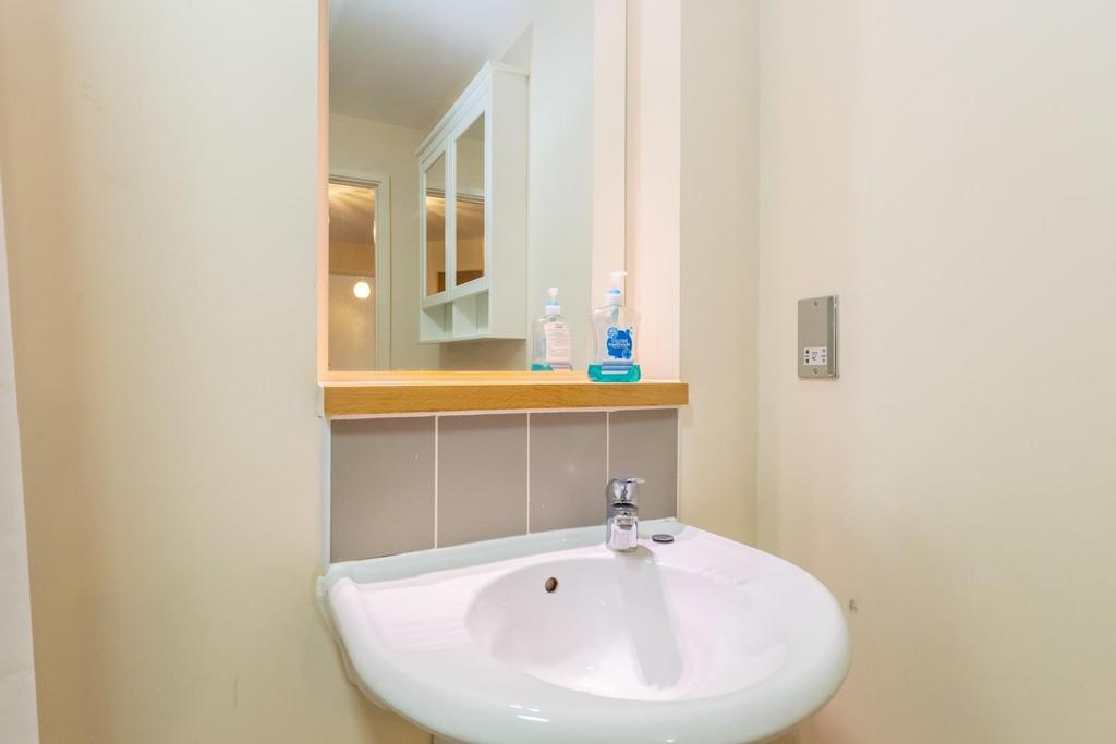 Wet room-2.jpg