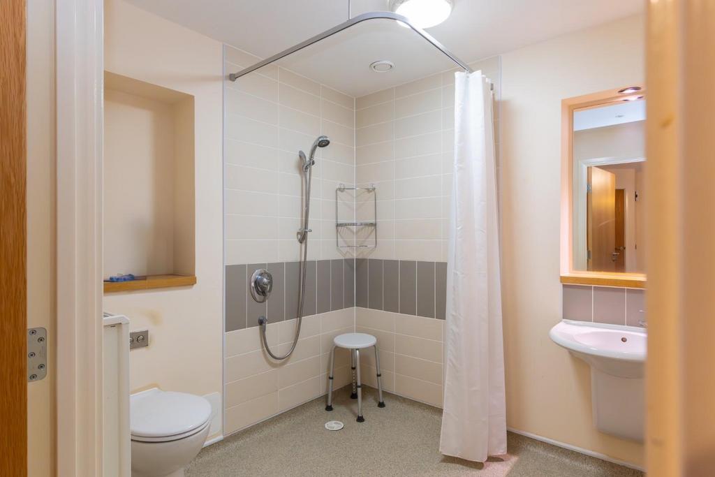 Shower / wet room