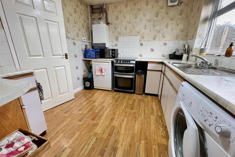 12 Glendale Road, Burnham-on-crouch, CM0 8LY
