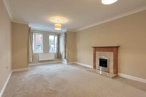 18 Benson Drive, Northam, Bideford, EX39 1UX