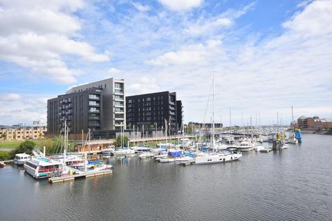 1 bedroom apartment to rent - Apartment 8 Bayscape, Watkiss Way, Cardiff, CF11 0TA
