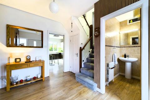 4 bedroom detached house for sale - Raincliffe Grove, Scarborough