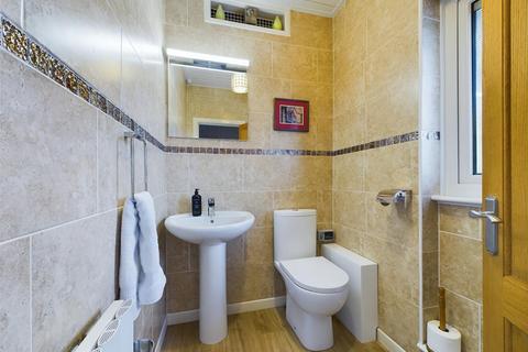 4 bedroom detached house for sale - Raincliffe Grove, Scarborough