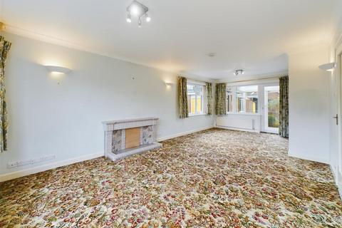 5 Hackness Gardens, Scarborough, YO12 5RZ