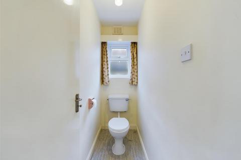 5 Hackness Gardens, Scarborough, YO12 5RZ