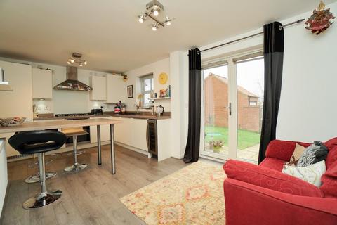 3 bedroom detached house for sale - Field View Close, Ampleforth, York