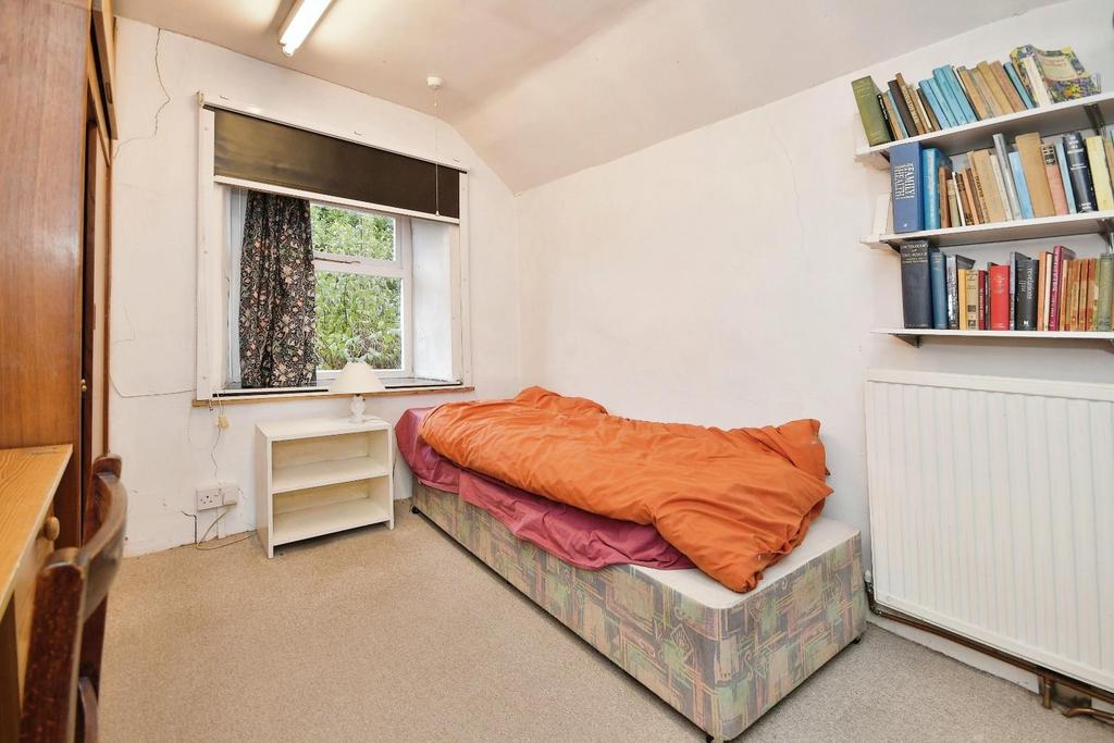 BEDROOM 3.jpg