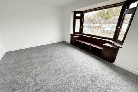 5 Porter Road, Poole, BH17 7AN