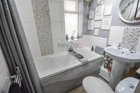 2 bedroom semi-detached house for sale, Hollinsend Road, Sheffield, S12