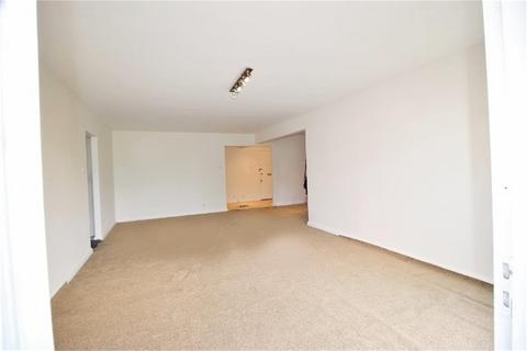 2 bedroom flat for sale, Woodlands, London