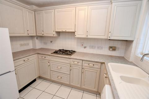 4 Colnbrook Close, London Colney, St Albans, AL2 1BS