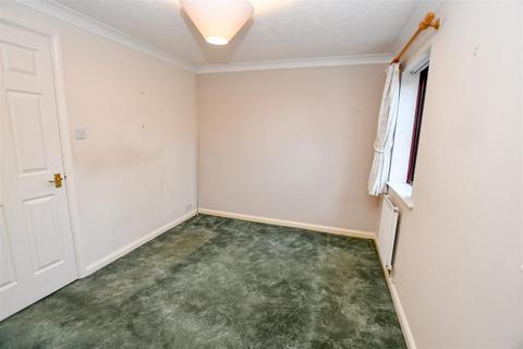 4 Colnbrook Close, London Colney, St Albans, AL2 1BS