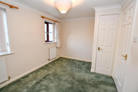 4 Colnbrook Close, London Colney, St Albans, AL2 1BS