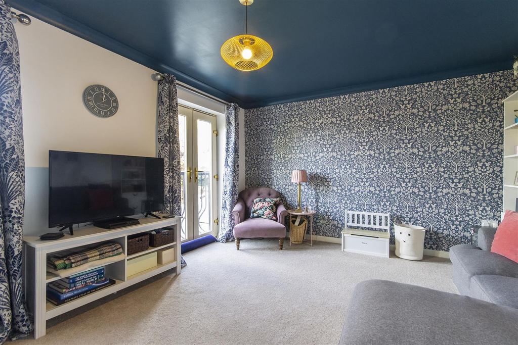 Martindale Close, Staveley, Chesterfield 4 bed terraced house for sale