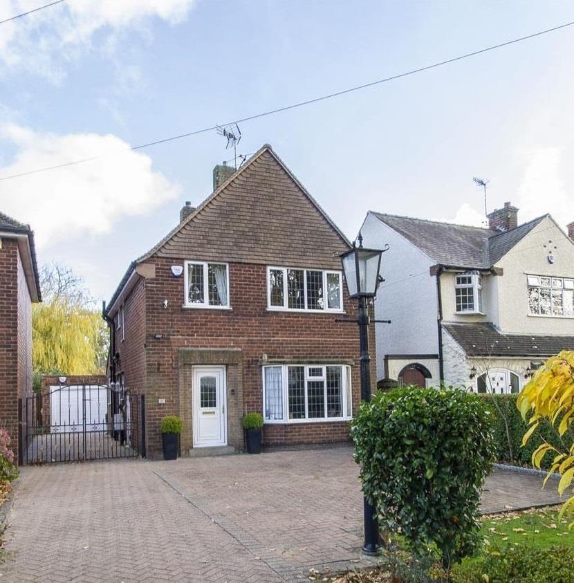 The Green, Hasland, Chesterfield 3 bed detached house for sale £365,000