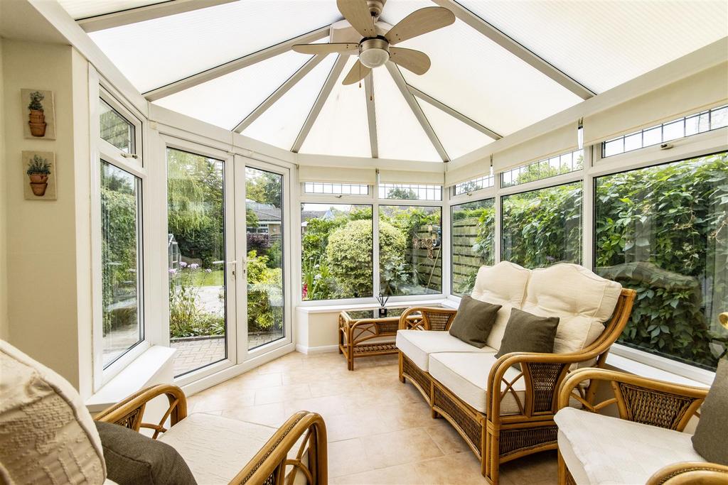 Brick/u PVC Double Glazed Conservatory
