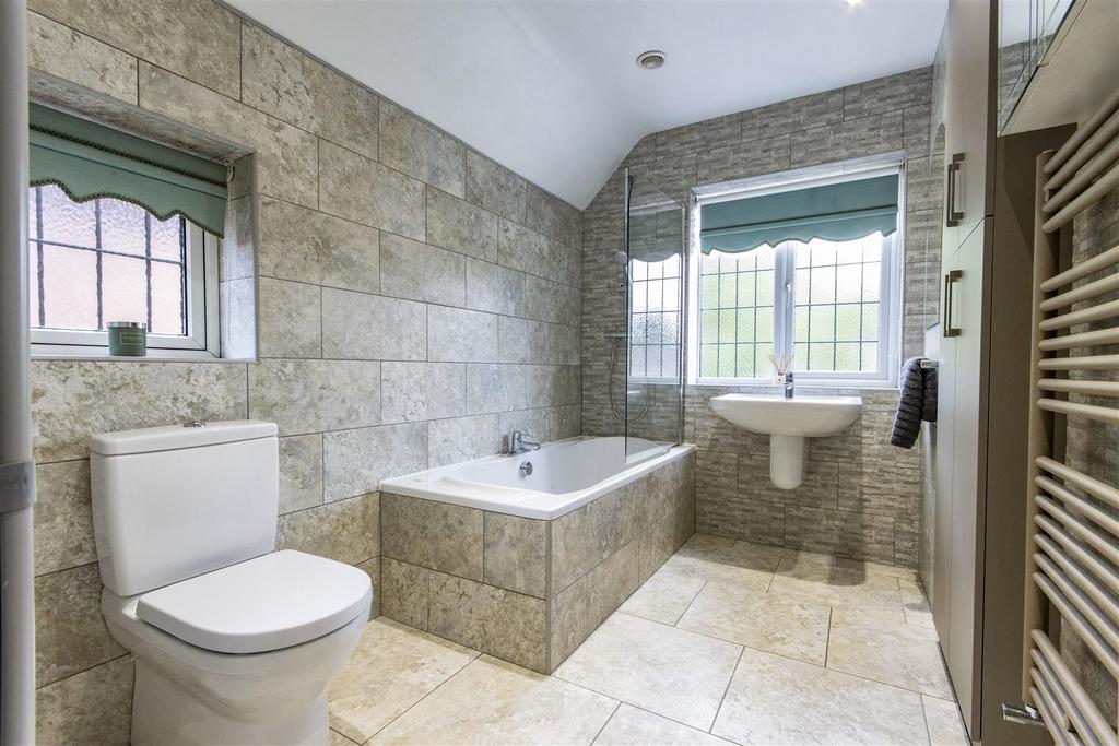 Contemporary Family Bathroom