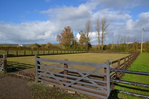 3 bedroom bungalow for sale, Pinged CARMARTHENSHIRE