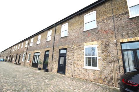 2 bedroom apartment to rent, Royal Quay, Uxbridge UB9