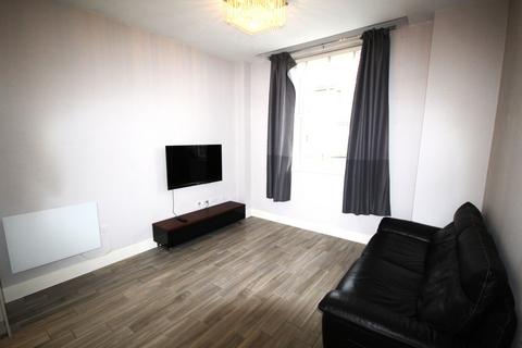 2 bedroom apartment to rent, Royal Quay, Uxbridge UB9