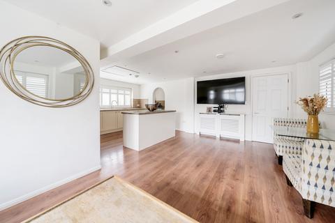 Cherry Cottage, 542 Uxbridge Road, Pinner, HA5 3QA