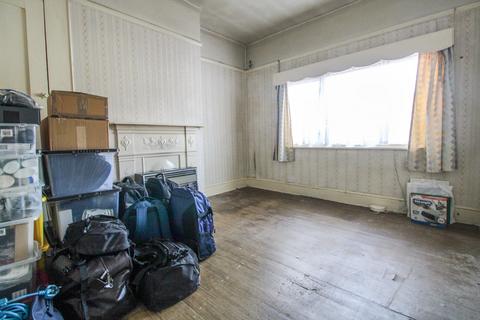 4 bedroom end of terrace house for sale - Blackhorse Lane, Croydon, CR0