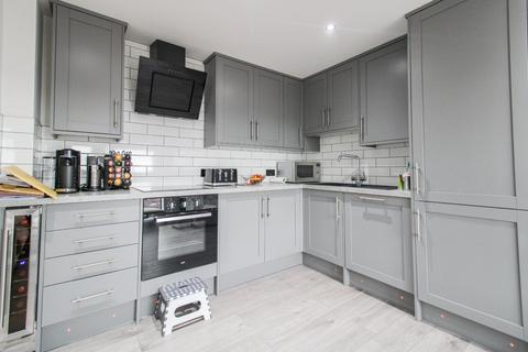 2 bedroom apartment for sale, London Road, Croydon, CR0