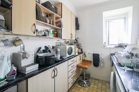 1 bedroom apartment for sale, Addiscombe Road, Croydon, CR0