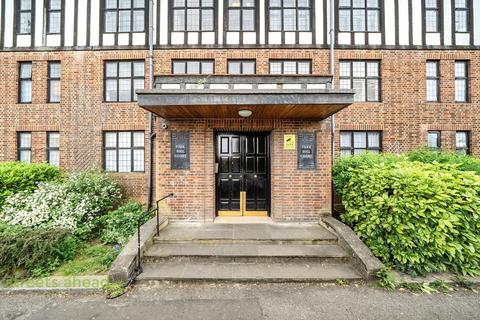 Addiscombe Road, Croydon, CR0