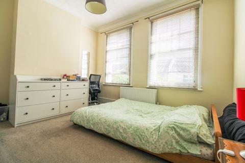 2 bedroom terraced house for sale, Lebanon Road, Croydon, CR0