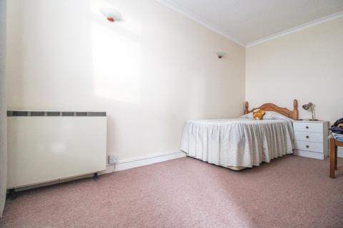 2 bedroom apartment for sale, Ashburton Road, Croydon, CR0