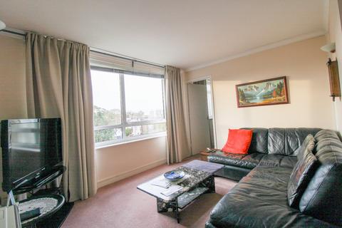 2 bedroom apartment for sale, Ashburton Road, Croydon, CR0