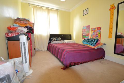 2 bedroom apartment to rent, Leslie Park Road, Croydon, CR0